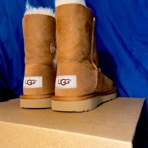 Bailey Button II UGG Boots